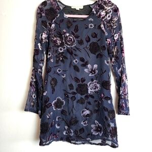 Staring at Stars Round Neck Sheer Velvet Fully Lined Long Sleeve Dress  Size XS